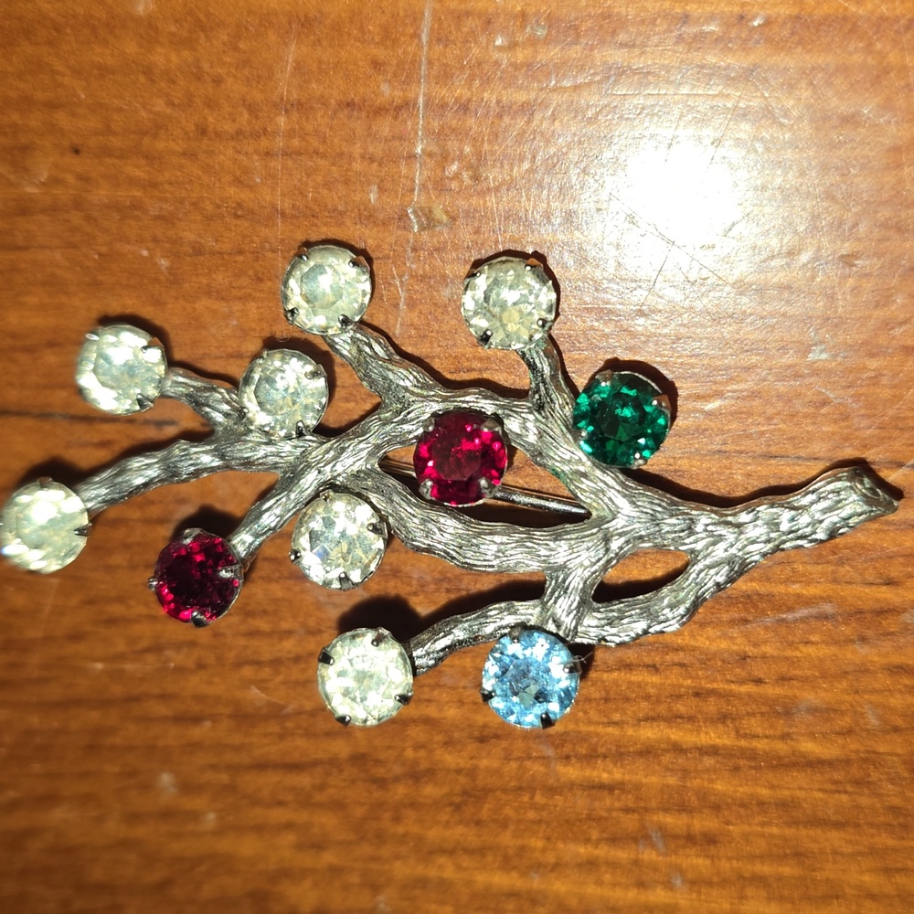 Van Dell Sterling Silver Rhinestone Tree Brooch 1"x2"